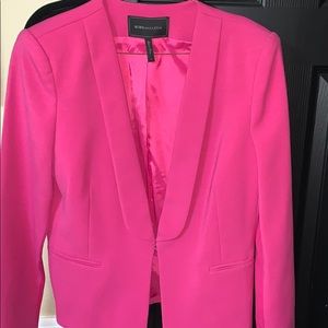 Jacket with one clasp